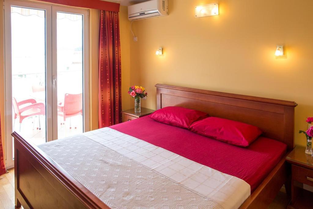 Apartmani Becici Kültér fotó
