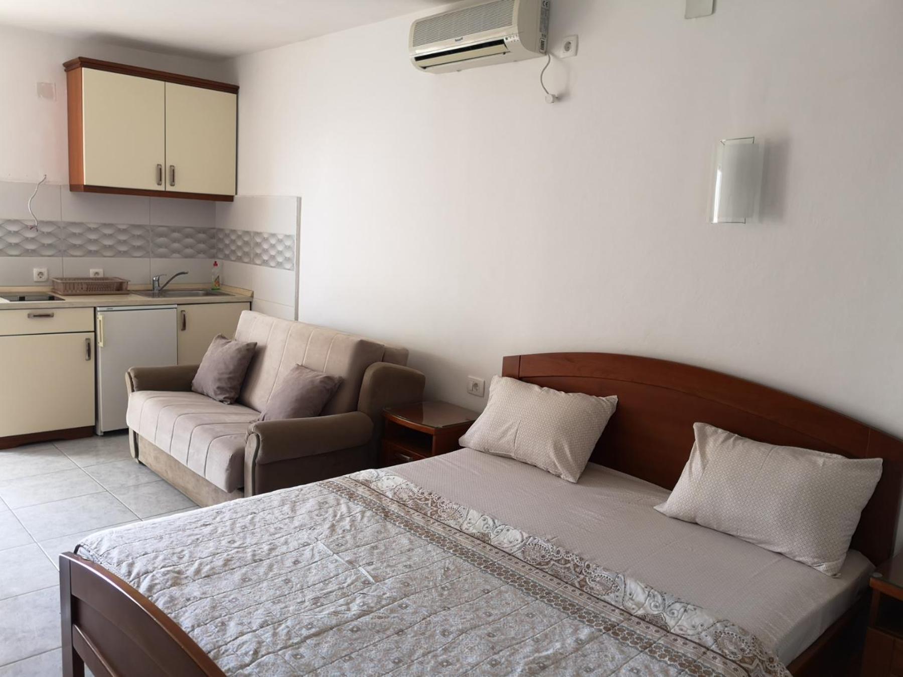 Apartmani Becici Szoba fotó